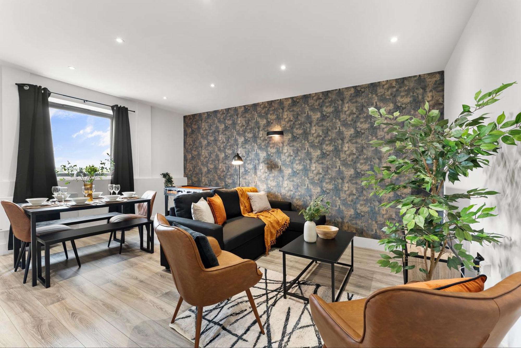Stylish Two-Bedroom Flat In NWI Exterior foto